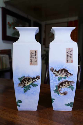 古彩大富贵对瓶