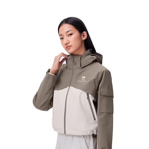骆驼 女单层冲锋衣 A24CA46708 商品图1