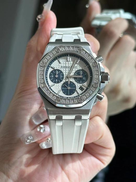 AP爱彼皇家橡树离岸系列 瑞士计时腕表尺寸37MM（SH） 商品图3