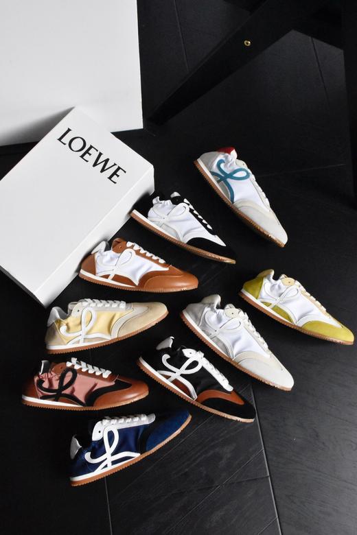 原厂订单LOEWE Ballet Runner 系列，名为芭蕾舞跑鞋，暴走阿甘鞋！ 罗意威平底休闲鞋，超级软，很舒适 （SS） 商品图0