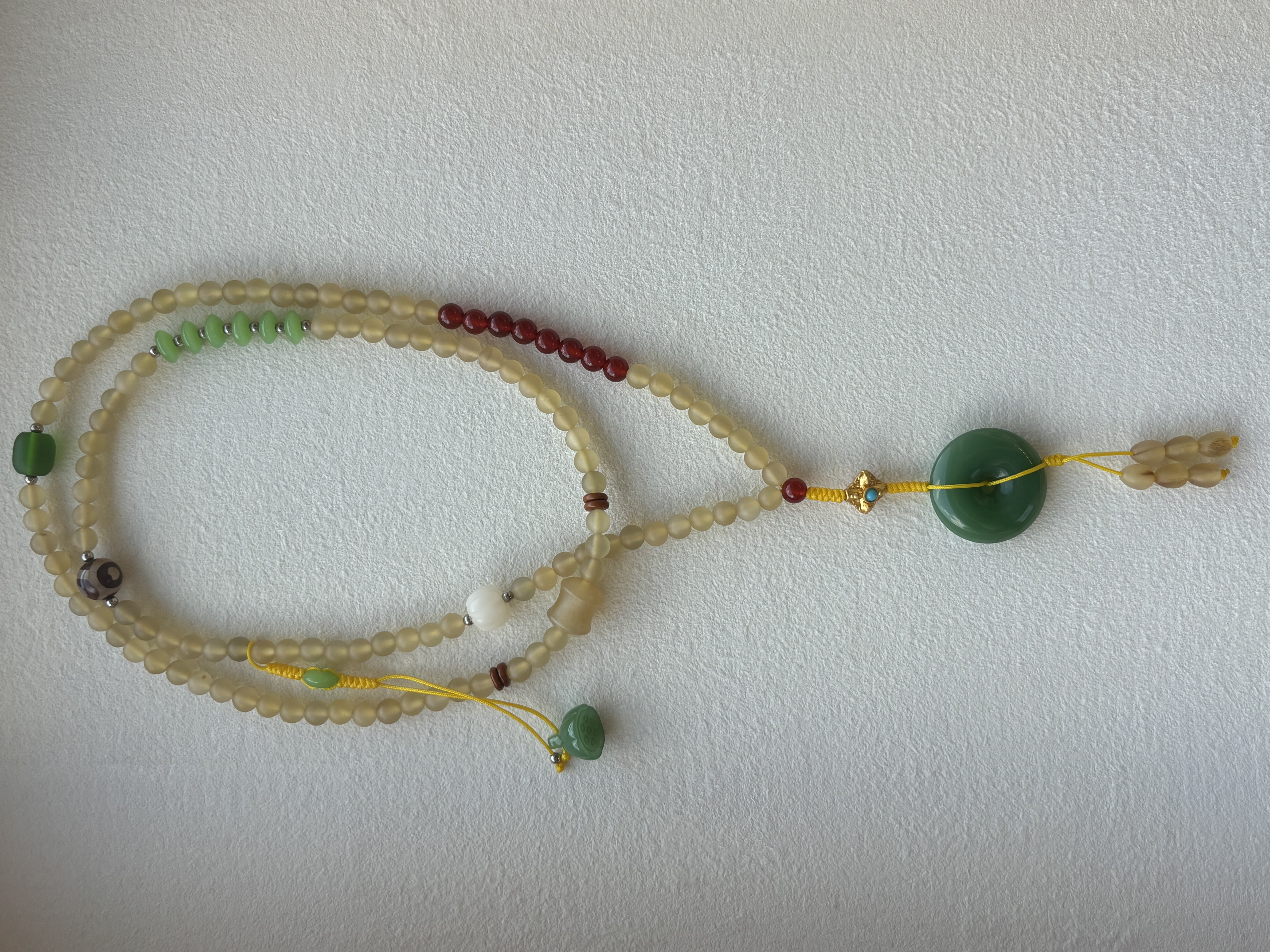 HL-2948010羊角手串