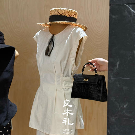 【预售7天】良木礼无袖收腰上衣（10506） 商品图0