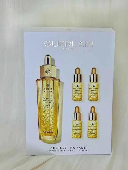 娇兰第三代复原蜜一拖四套盒
内含：复原蜜50ml+复原蜜5ml*4 商品图2