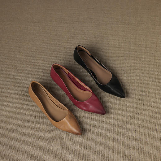 【预售5天】文艺复古单鞋女做旧春秋尖头浅口真皮时尚百搭舒适单鞋DMJFG&9539F 商品图1