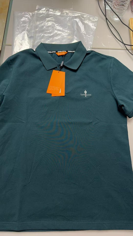 正品比音勒芬POLO衫，高端商务款，三个色
库存：
藏青170 175 190 
灰色175 185 190
绿色170
原价690 商品图7
