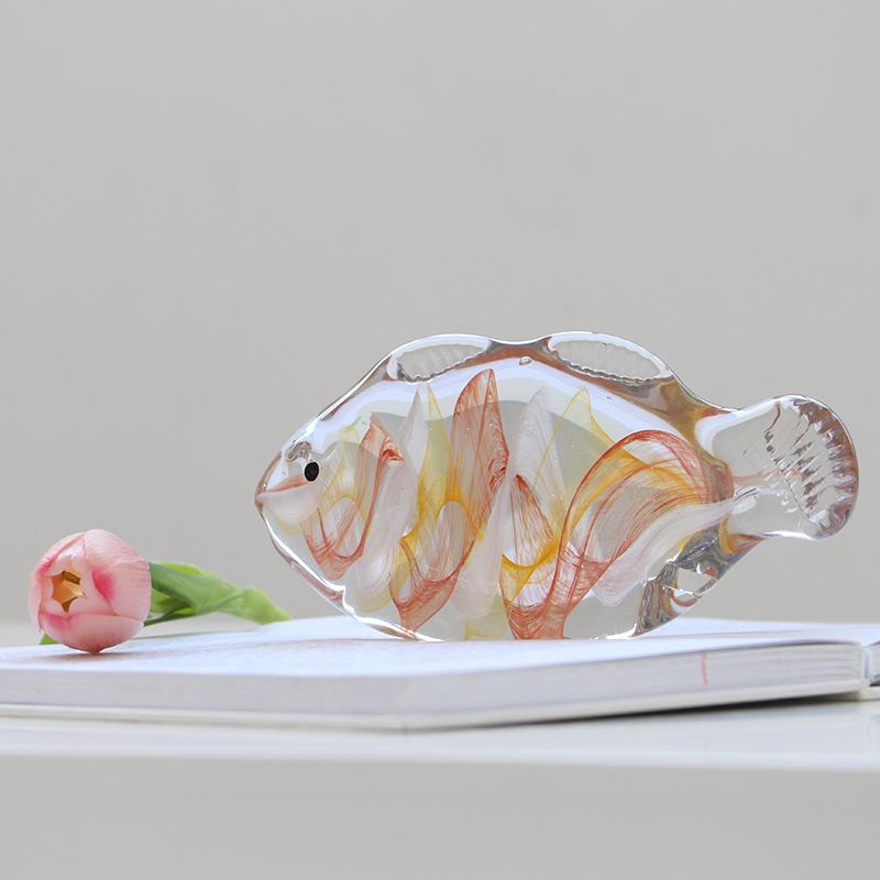 现代创意艺术琉璃年年有鱼动物摆件客厅玄关电视柜书房样板间装饰