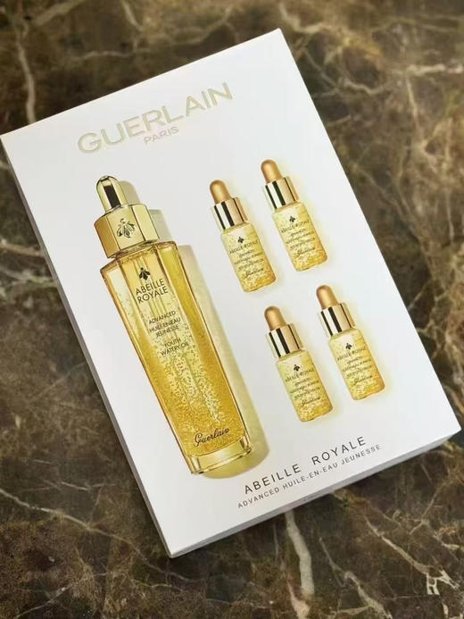 娇兰第三代复原蜜一拖四套盒
内含：复原蜜50ml+复原蜜5ml*4 商品图1