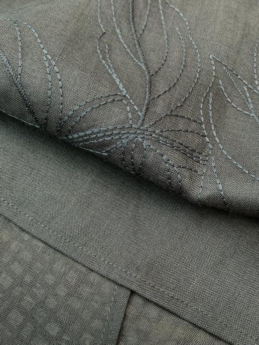 【高品质私服】【IC绣花V领长款连衣裙】简约雅致 纤强质佳 亲肤舒适 修饰肩颈线条，后露优雅柔美G1436-CC【无标出货 介意慎拍】 商品图11