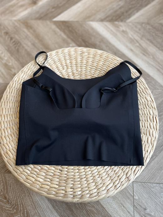 轻盈柔软  冰爽裸感面料 简洁利落 定制吊带  22315 商品图1