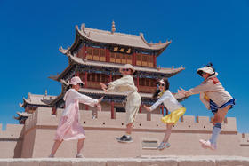 五一/暑期| 限时早鸟立减800！【经典必走】游学新丝路7日亲子营，动车+大巴，从青藏高原到河西走廊，青海湖、茶卡盐湖、七彩丹霞、嘉峪关、莫高窟、鸣沙山…出行15天前可退