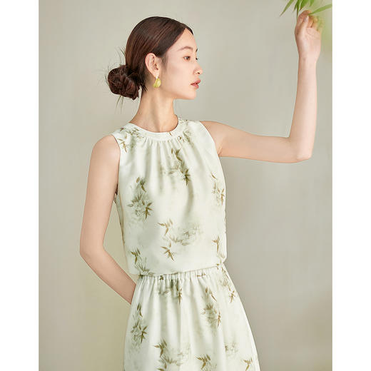 【专属特价】熙世界别致褶皱圆领雪纺衫女2025夏款新中式花卉小衫上衣 商品图0