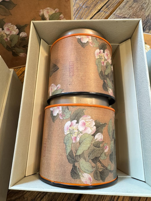 1."两岸一家亲"礼盆：。拍即送2025年福圆一包40克 商品图1