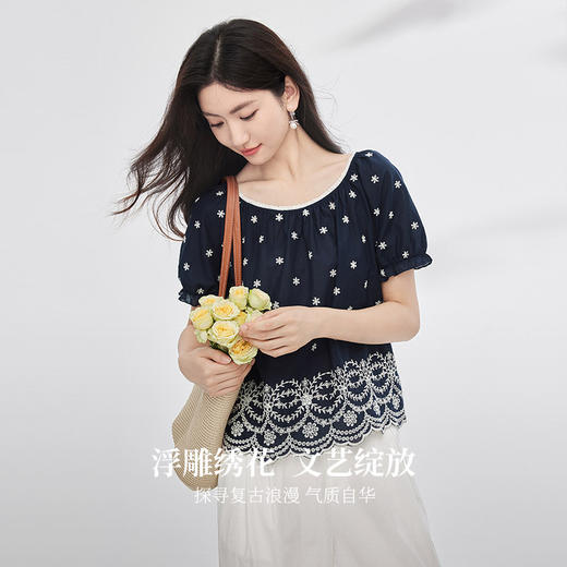 【07/09新品】熙世界复古民族风刺绣衬衫女夏季新款圆领短袖100%棉减龄小衫上衣 商品图1