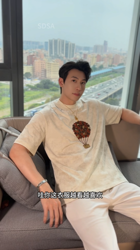 T4063夏季高级感新款男士潮牌重工镶珠子设计圆领短袖T恤百搭时尚上衣