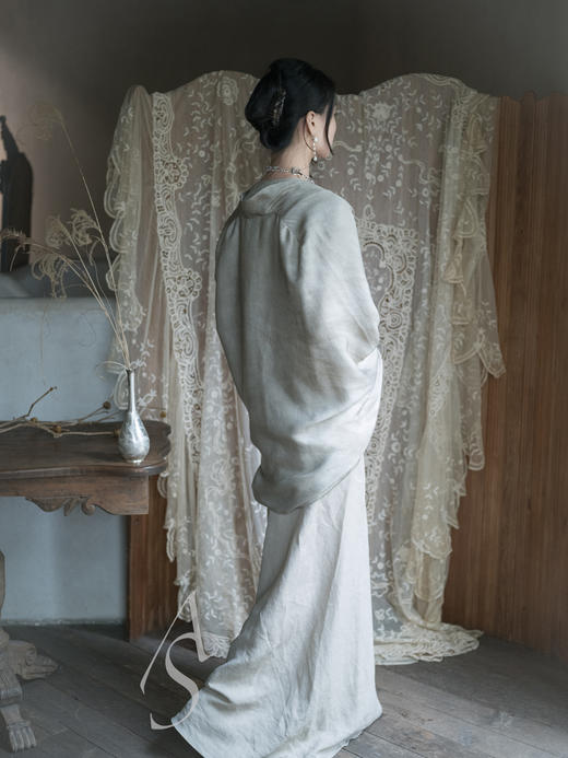 Cortana  茄棕晕染/鼠尾草绿OPALO缎光茧型外套 商品图2