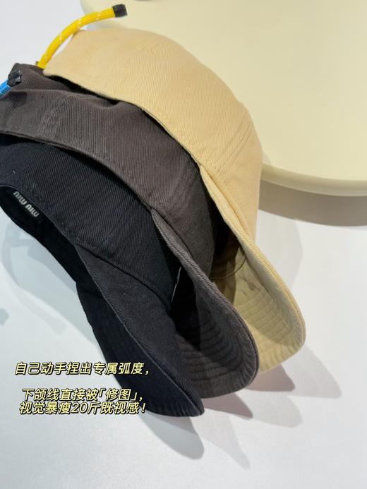 MiuMiu抽绳棒球帽 商品图5