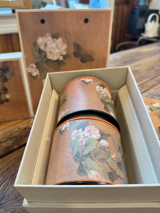 1."两岸一家亲"礼盆：。拍即送2025年福圆一包40克 商品图3