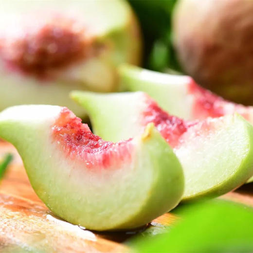 【云南蒙自鹰嘴桃】顺丰到家 新鲜采摘 桃香四溢 清脆甜爽 青皮红心形似鹰嘴 软硬两吃 4种规格任选 商品图0