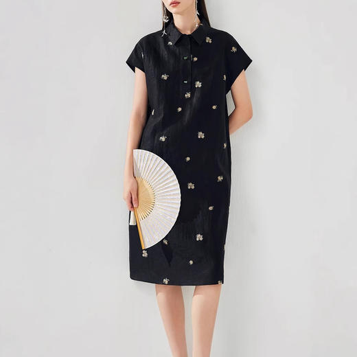 丁摩 真丝香云纱龟裂纹刺绣连衣裙女夏季新款桑蚕丝高端中长款裙子5ZF-31963 商品图0