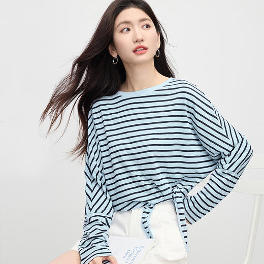 【夏日新品】熙世界莱赛尔条纹T恤罩衫女夏季薄款休闲松弛感宽松防晒长袖上衣 商品图4