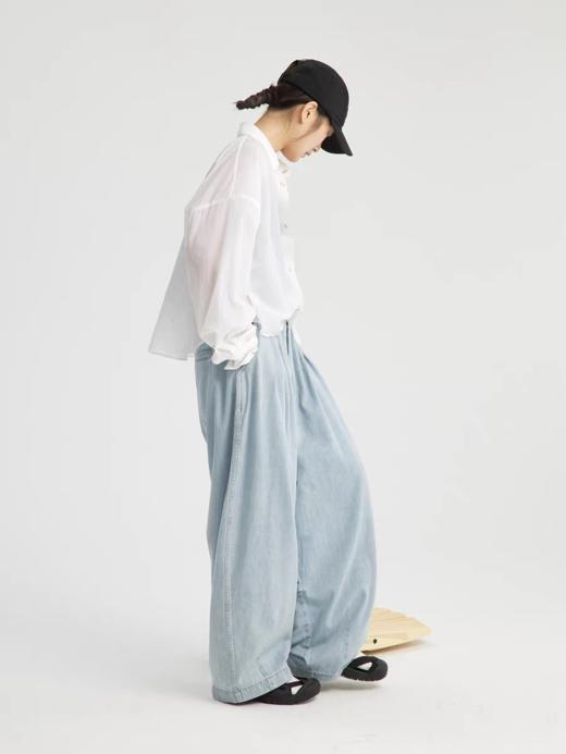 步履不停/5B23148C/轻量压胶防晒外套 商品图1