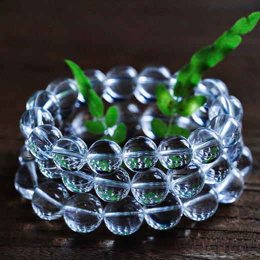 喜马拉雅白水晶手链 | 8-15mm 来自大地母亲的礼物 月下世界【透亮/彩虹随机发不接受指定 】「下单后72小时内发货」 商品图1