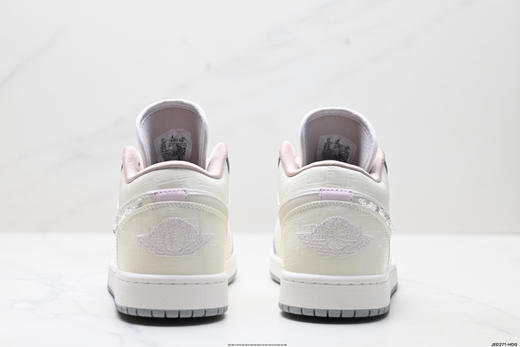 耐克乔丹Air Jordan 1 Low低帮休闲运动板鞋IH7323-100男女鞋 商品图5