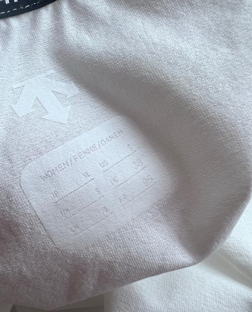 点此购买 迪桑特夏季女士圆领修身短袖T恤 ly 323745 商品图10