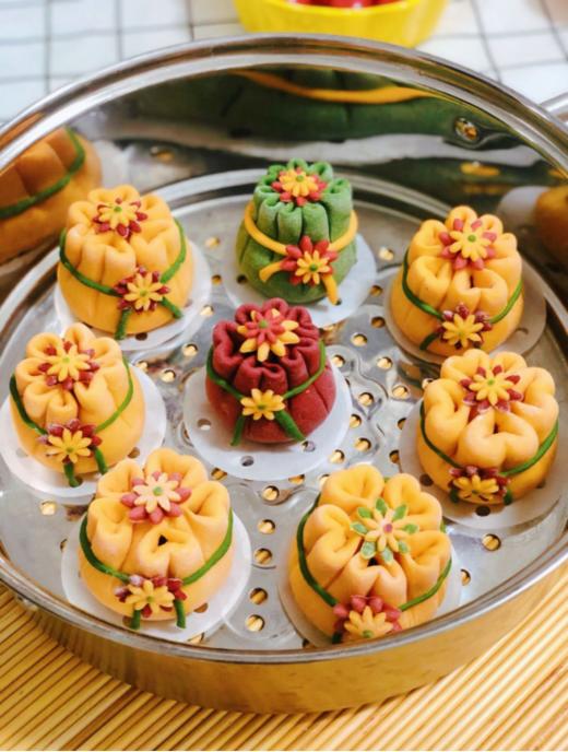 🔥【点点橙圆蒸笼纸】😏！ 耐用，💦垫上直接蒸包子、馒头，不粘不黏 ☺️用完一扔，省了刷锅大工程，♥️厨房小白也能轻松拿捏～ 备上它，早餐轻松搞掂 🥰两种规格 随心选择 商品图8