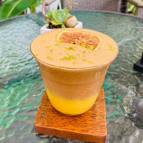 【橙子海咖啡】橙子海特调咖啡  (咖啡+奶盖+橙汁+柠檬絮+糖浆）)