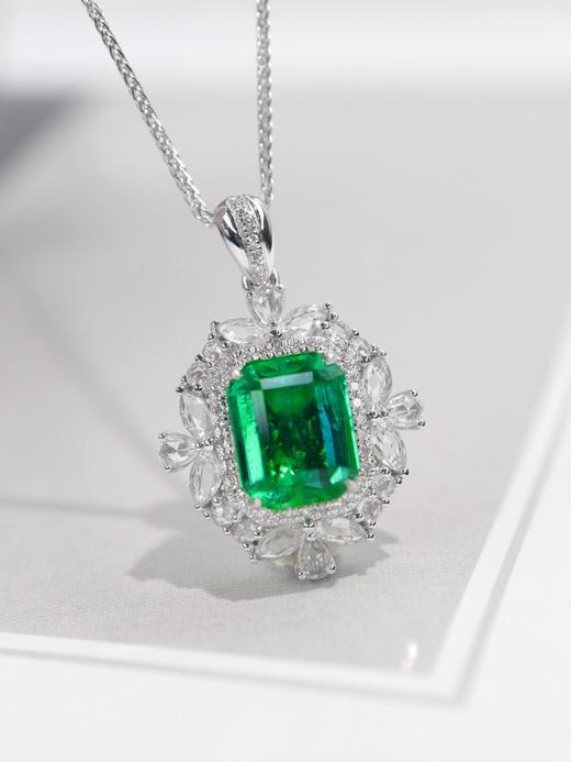 2ct刻面祖母绿吊坠 商品图0