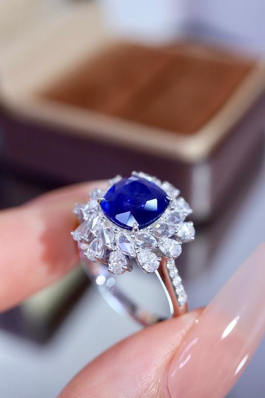 2.22ct刻面蓝宝石戒指 商品图2