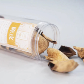 广东新会陈皮  实实在在陈放6年+  25g/瓶  罐装  非完整3瓣介意者勿拍