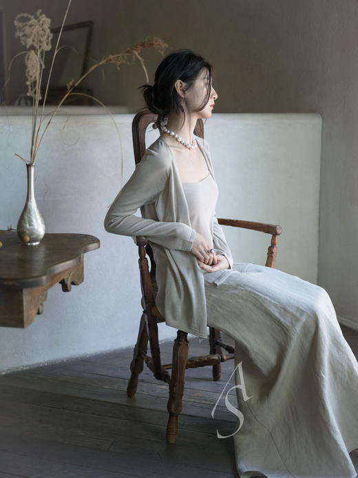 Cortana 浅灰色TUSSA柞蚕丝针织开衫 商品图1