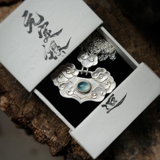 錾刻祥云纹如意锁999足银吊坠  苗族非遗手工银饰 银手饰饰品 商品图10