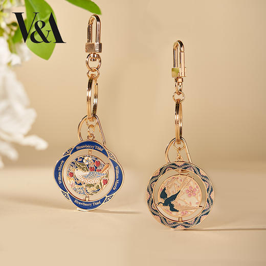 物兮物工艺美术系列草莓小偷杏林春燕旋转钥匙扣 商品图1