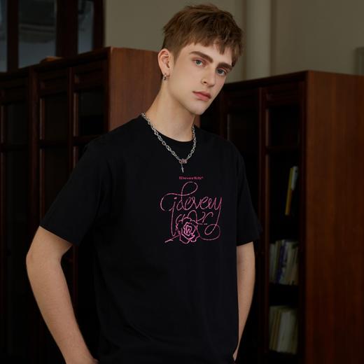 IDEVERRAY夏季新款艺术玫瑰花印情侣装短袖T恤男女同款圆领上衣19B012-ID25SSWDT902 商品图5