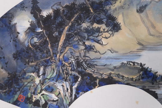 庄小尖《窗外遥山眉黛晚，阶前归棹春水深》国画原作28CM*56CM 手绘宣纸扇面山水作品 商品图2