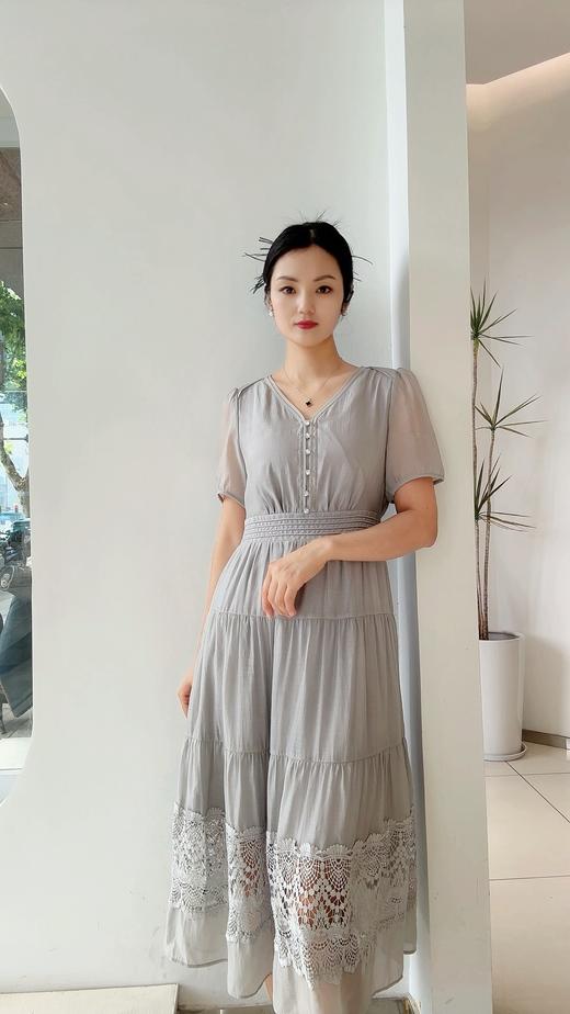 54X028天丝V领连衣裙 商品图0