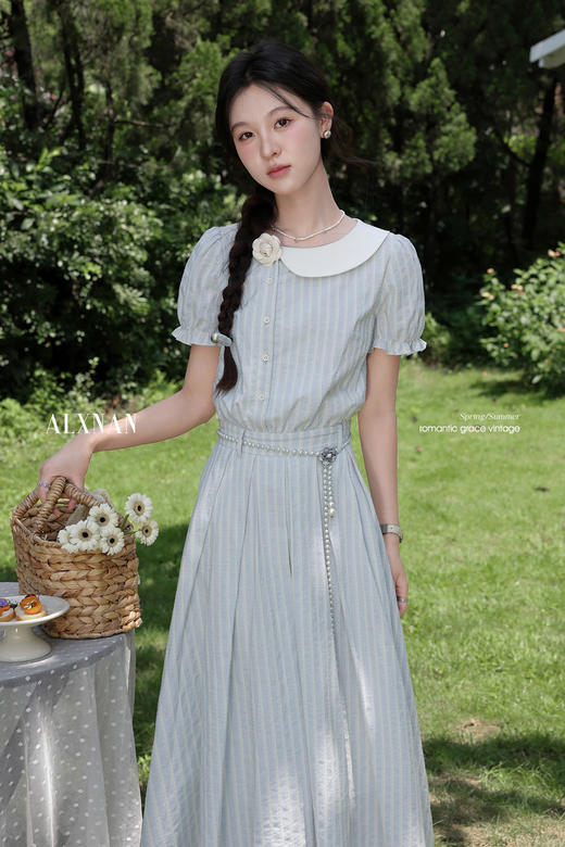 鹿向南「山茶眼泪」设计感杏色竖条纹短袖连衣裙女夏新款收腰长裙 商品图5