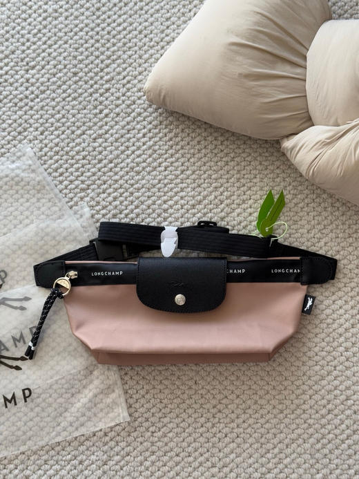 全新款男女龙骧小字母拉链腰包手机包胸包 商品图13