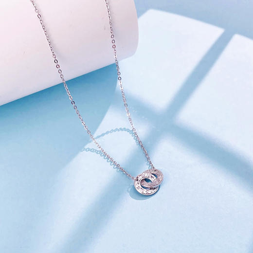 【限时8.8折】【线上铂金馆】PT950 #碎碎冰 【精品】铂金空心调节环环相扣碎碎冰几何圆环套链(BFPTTL00003)预售产品下单后不退款不退货不换货不补差价) 商品图2