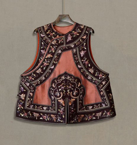 盛唐牡丹盛奢系列| 真丝香云纱手绣马甲-红色