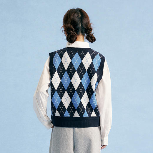 笛莎Deesha青少年女童马甲2025秋季女童学院风萎形格毛织背心 商品图4