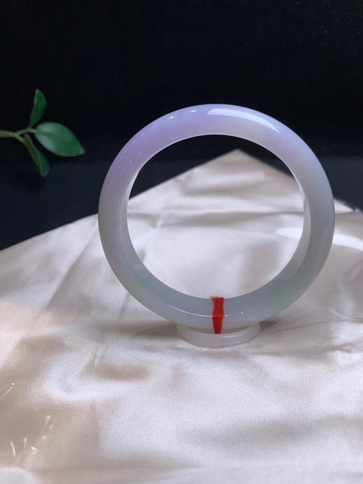 620435，58紫罗兰手镯、一截粉紫底色，干净清新，局部还飘些绿花 商品图2