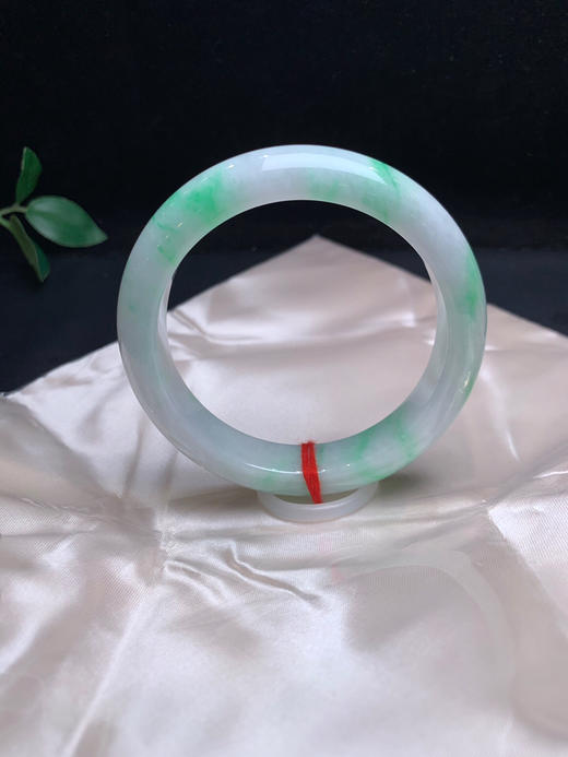 620437，59飘阳绿手镯，满圈飘绿， 底妆干净 商品图3