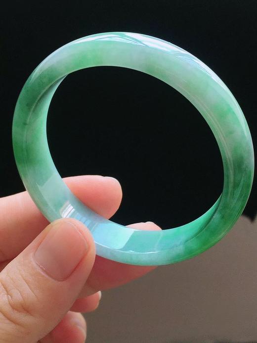 55正圈翡翠手镯 商品图3