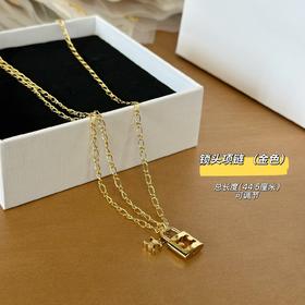 经典TRIOMPHE凯旋门锁扣项链，复刻CELINE档案库中的巴黎门锁