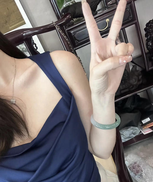 半山半水玛瑙手镯 商品图4