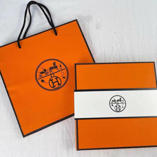 【配赠礼袋  】Hermes爱马仕口红小样礼盒1.5g*5支 （#21+#75+#64+#68+#85） 香港直邮 商品图7